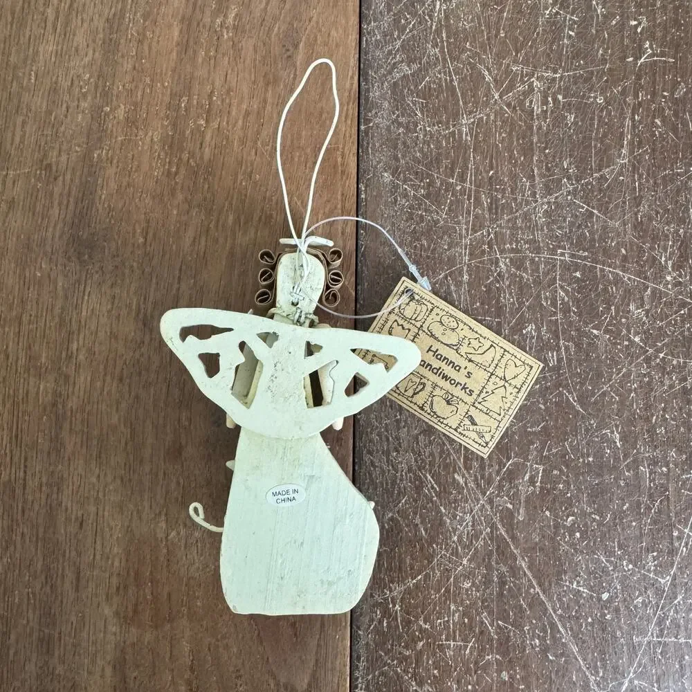 Hanna's handiworks Rustic Wood‎ and Metal Angel Ornament